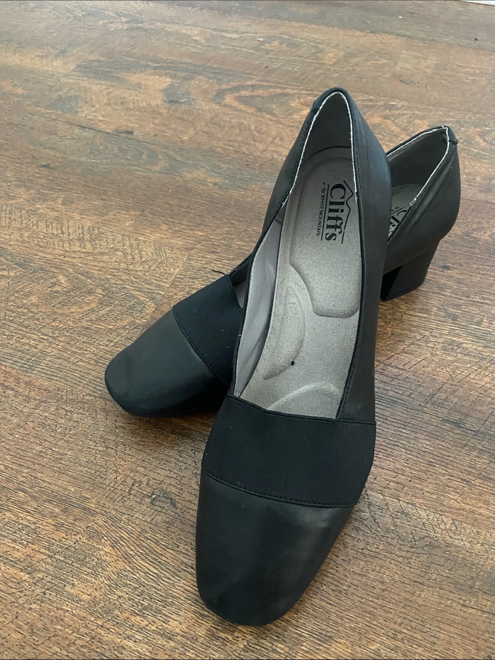 Cliffs by WHITE MOUNTAIN Black Low Block Heel Square Toe Pumps
